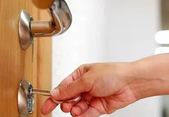 Lock Locksmith Tech Colorado Springs, CO 719-315-3314 logo-image - 24-hour-emergency-locksmith